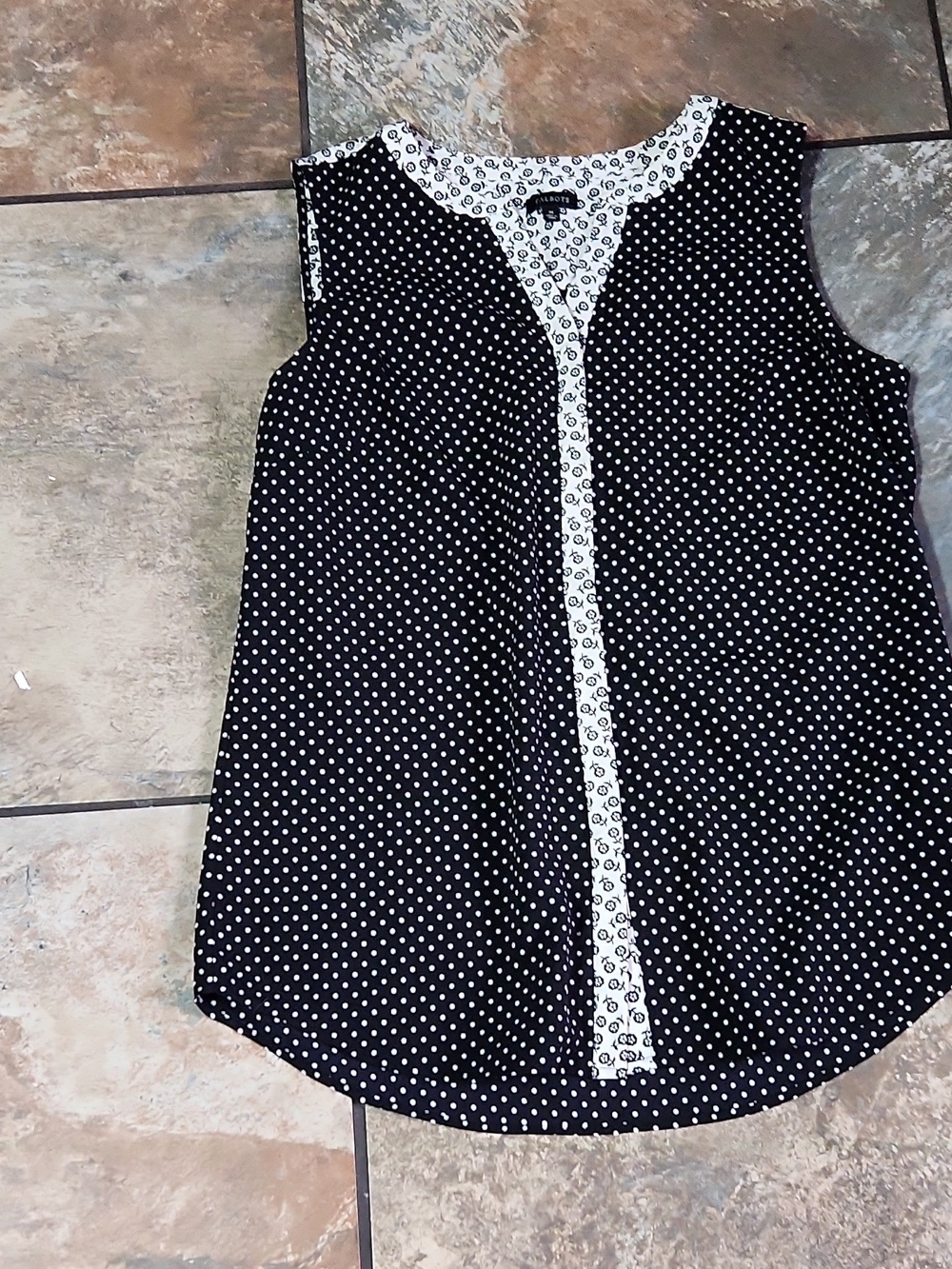 Talbots Black and White Mixed Floral & Polka Dot Sleeveless Blouse